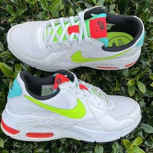 WOMEN'S NIKE AIR MAX EXCEE SNEAKERS shoes size 8 color block Tiffany blue white